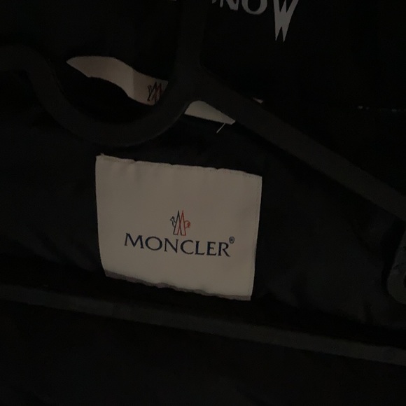 Moncler - Picture 9 of 10